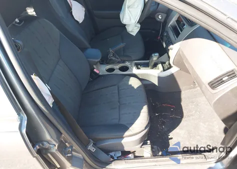 2010 Ford Focus Se из США, поврежденный, VIN 1FAHP3FN4AW201763